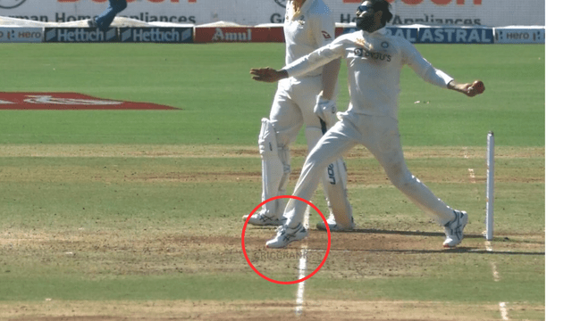 CRICCRANK - 2023-02-17T165842.200 Ravindra Jadeja became an effigy of mistake, took the last wicket again on NO BALL, you will not believe it