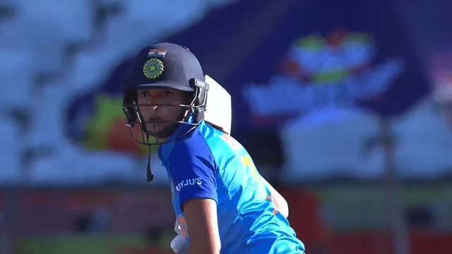 Harmanpreet was cheated by luck, the bat hit the ground in RUN-OUT, anger threw the bat, India lost by 5 runs