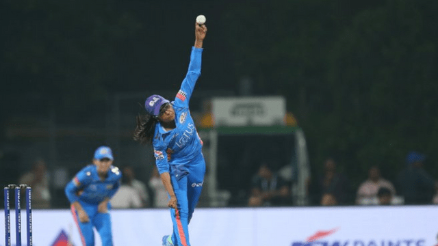 MIVSDC: Saika Ishaq-Haley Mathews wreaks havoc, Delhi scattered like autumn leaves, target of 106 runs in front of MI for victory