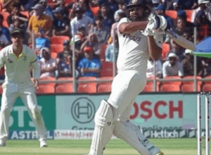 IND vs AUS: Rohit Sharma broke Sachin Tendulkar's record of 35 runs, completed 17000 international runs