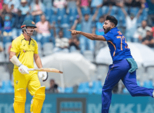 Travis Head's wicket flew at 140 km speed from Mohammed Siraj, danced and fell 3 feet away