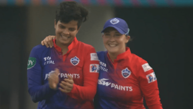 Shefali-Ellis Capsy wreaked havoc, hit 5 sixes and 1 four in her innings of 38 runs, Delhi became the number 1 team by beating Mumbai Indians, see score table