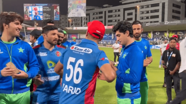 Afghanistan gave a packet of "Afghan Saffron Tea" to Pakistani players after winning the series 2-1, injured Zadran won hearts by hugging Ihsanullah
