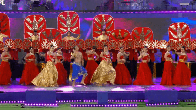 IPL Opening Ceremony: IPL started with a bang, Arijit Singh, Tamannaah Bhatia and Rashmika won the hearts of fans, watch video