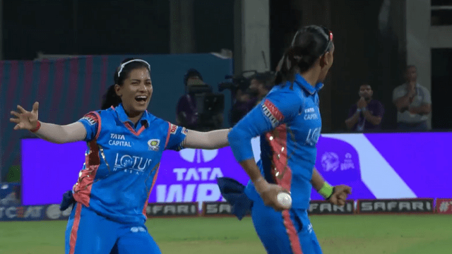 Taking the catch of Alyssa Healy, Mumbai captain Harmanpreet made a big noise, Wang blew his senses with a sensational ball!
