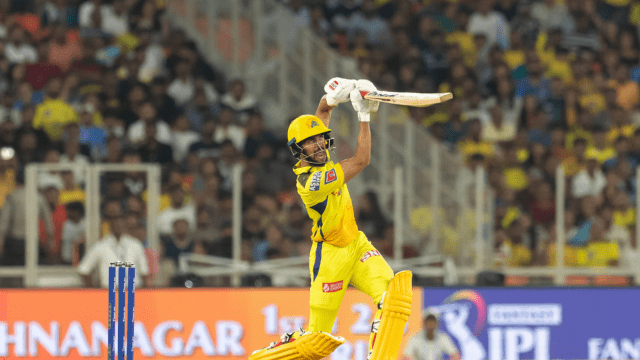 Rituraj was OUT or NOTOUT, there was a ruckus on giving out on 92 runs, the third umpire did not do justice!