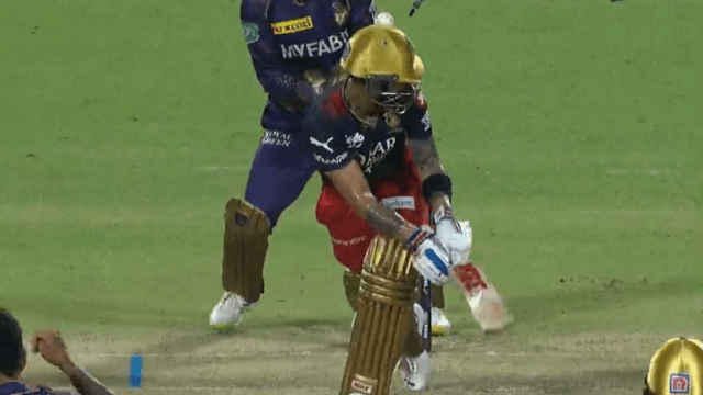 Sunil Narine clean bowled Virat Kohli, 1.2 degree ball took away the wicket, Virat Kohli lost his senses!