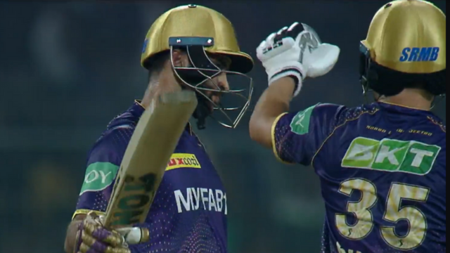 RCB vs KKR: After the defeat, Faf Duplessis gestured Harshal Patel's class, got angry, said that looting runs in the death over became the reason for the defeat!