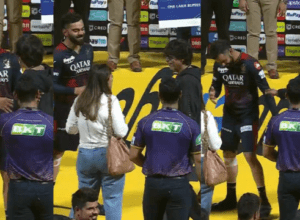 After the victory of KKR, Shah Rukh Khan hugged Virat, danced and stepped on Pathan, Eden Garden Stadium echoed with applause