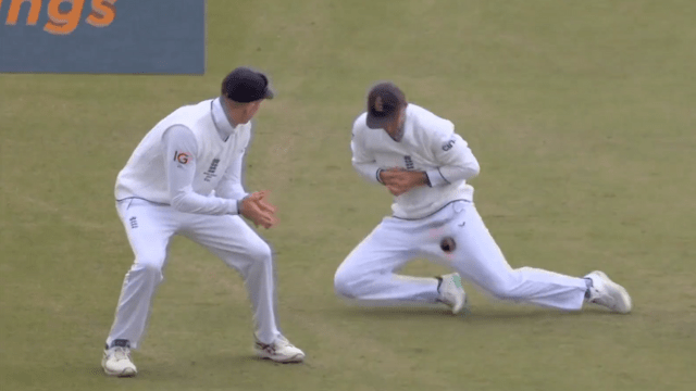 Mitchell Marsh wreaked havoc by hitting 118 runs, hit 17 fours and 4 sixes, was caught by Woakes, AUS 263/10