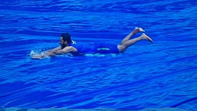 Hasan Ali was seen having fun in the rain in Sri Lanka, copied Chahal's style, imitated, first slipped and then struck a pose