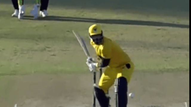 Yusuf Pathan hit 9 fours 4 fours wreaked havoc, hit 80 runs from SR of 307, Mo. Aamir hit 3 sixes and 1 four in 1 over