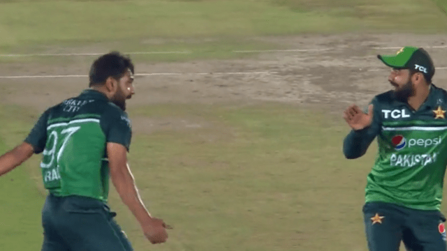 Harris Rauf flew at a speed of 146 km to test the wicket of Rashid Khan, took 5 wickets and piled AFG for 59 runs